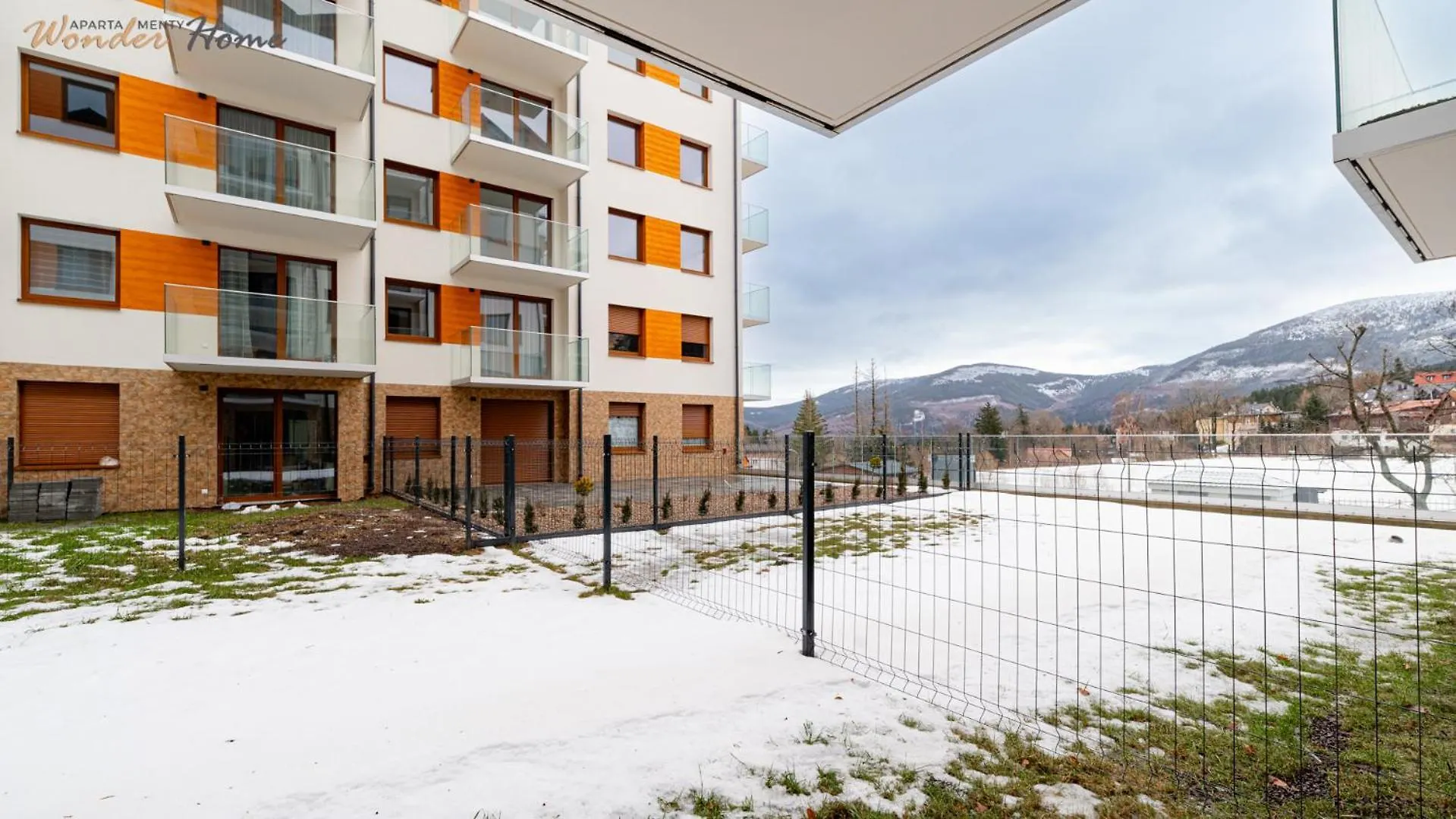 Wonder Home - Apartamenty Z Widokiem Na Gory, Blisko Wyciagow, Szlakow Turystycznych I Restauracji Karpacz 0*,  Poland